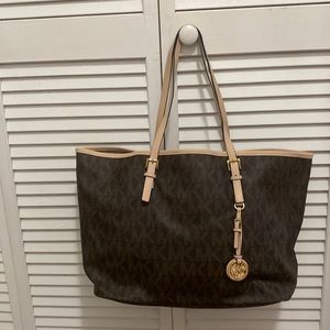 Michael Kors Large tote brown and tan used in great condition With dust bag